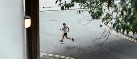 Milyen cipőt érdemes választani, ha aszfalton futsz?