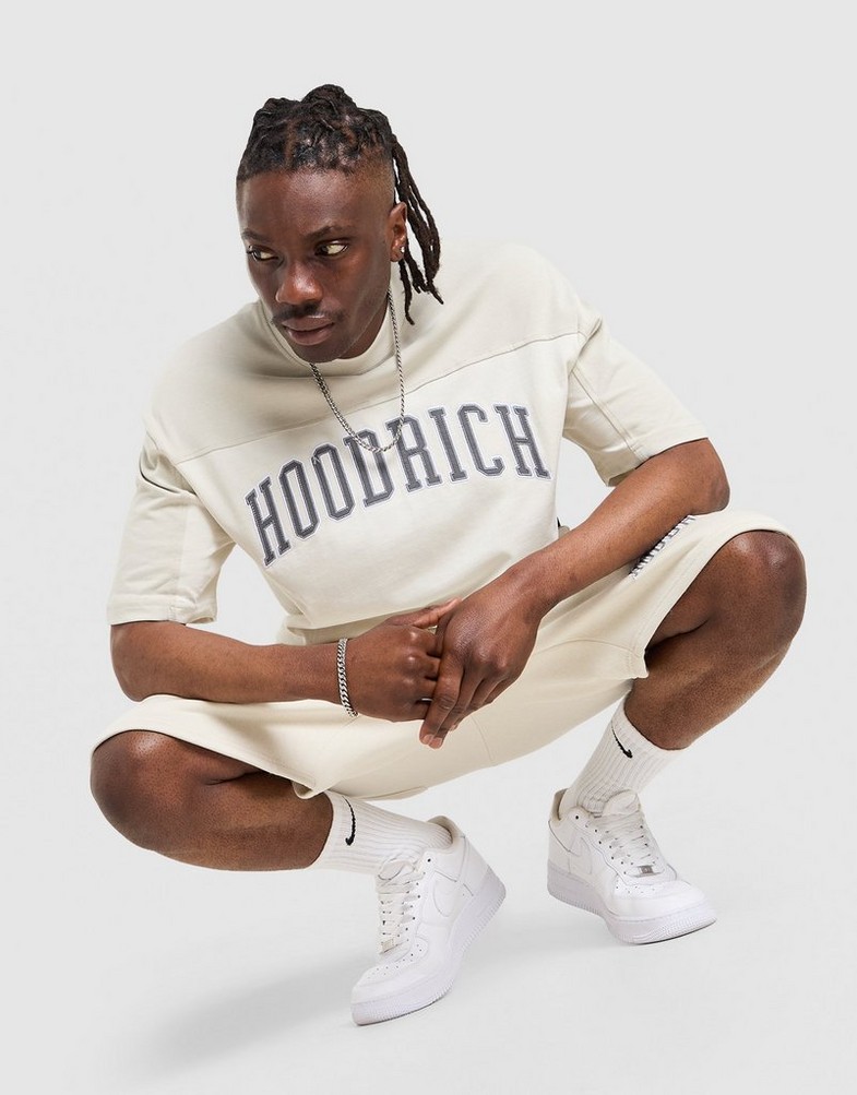 Fehér Nike Air Force 1 – hogyan viseld ezt az ikonikus lépőt?